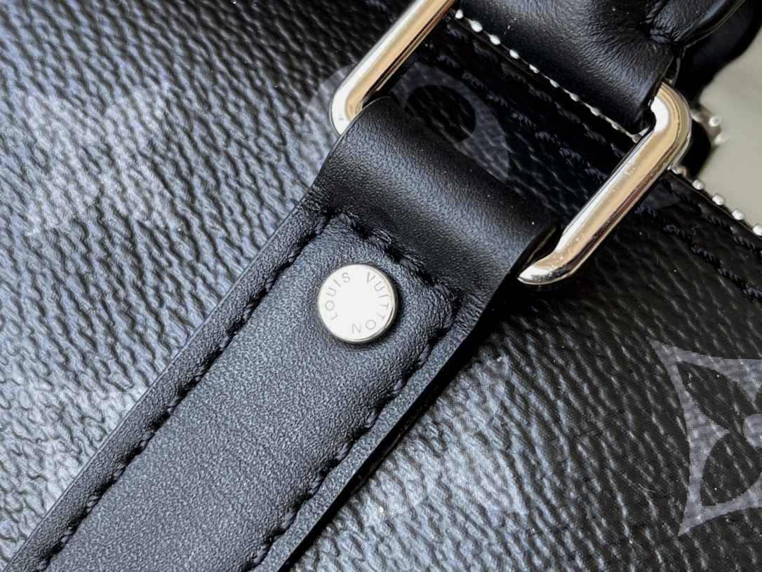 Top Quality M45947: The new Keepall XS Aerogram edition is crafted from - Bag 6