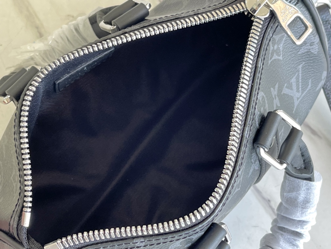 Top Quality M45947: The new Keepall XS Aerogram edition is crafted from - Bag 8