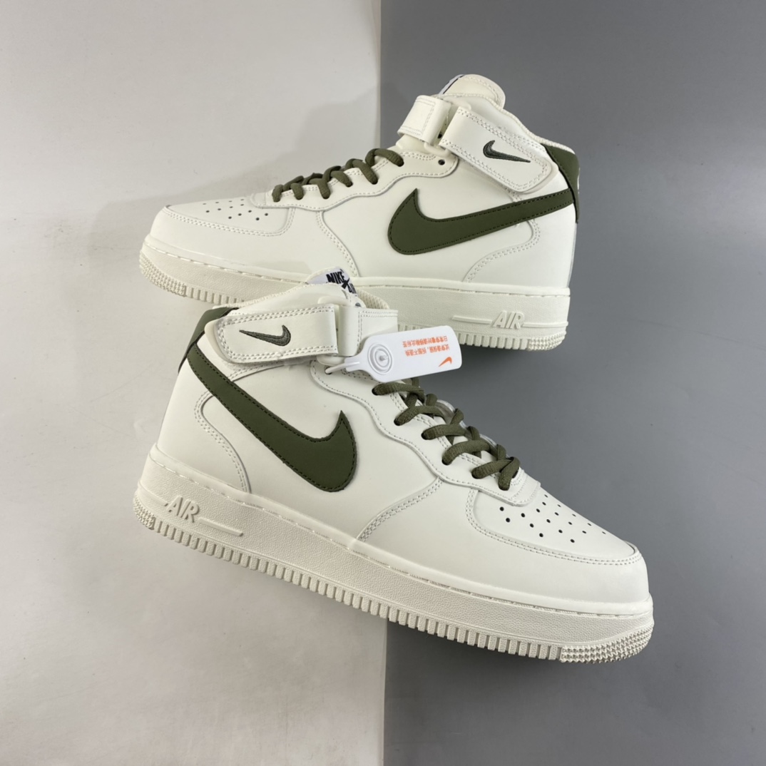 P240  NIKE Air Force 1’07Mid 空军一号中帮休闲板鞋 LZ6819-608