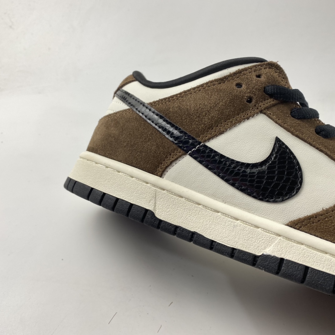 P220  NIKE SB Dunk Low Pro ”Trail End Brown”“翻毛棕白黑蛇纹”扣篮系列低帮休闲运动滑板板鞋 304292-102