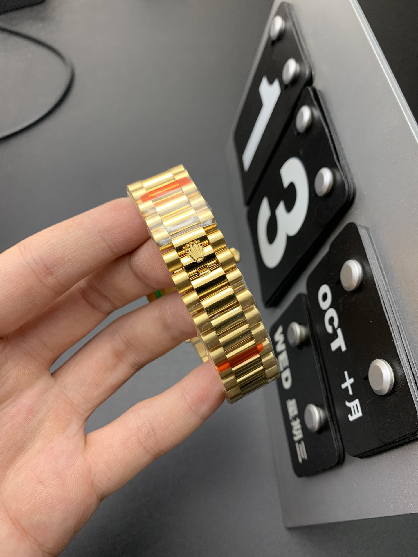 Rolex 36金绿日志