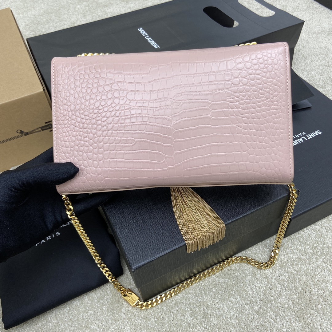 Lacoste Kate鳄鱼纹链条斜挎包 每个女孩衣柜都 一个的百搭款式 高质量 鳄鱼压纹牛皮