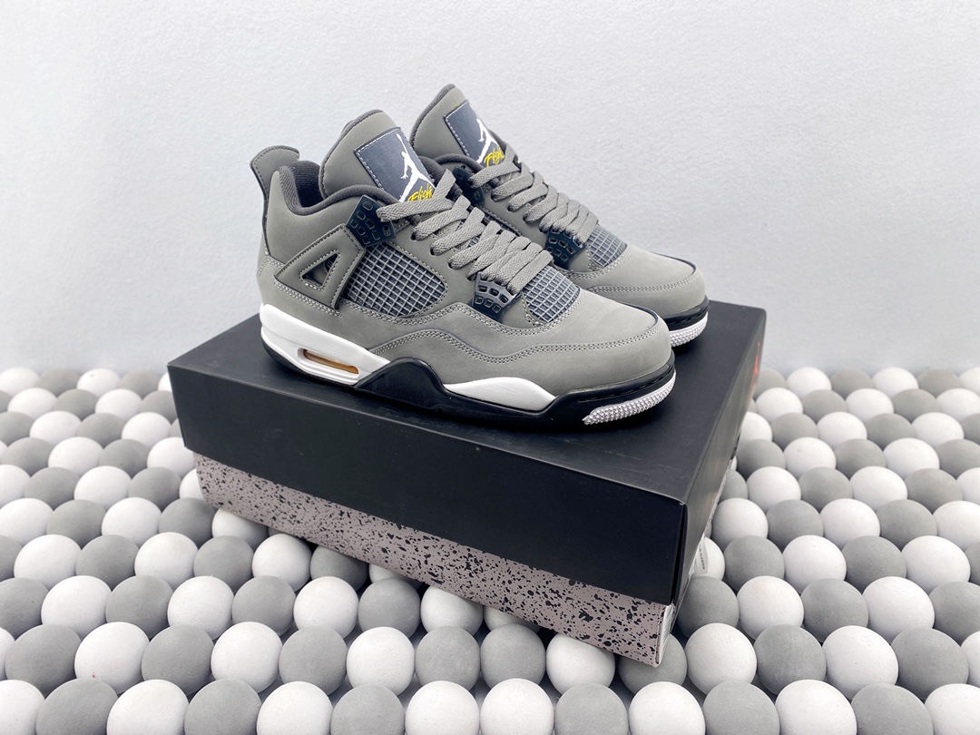 Air Jordan4 19 AJ4 308497 007
Taglia 40 40.5 41 42 42.5 43 44 44.5 45 46 47.5 #6138542
