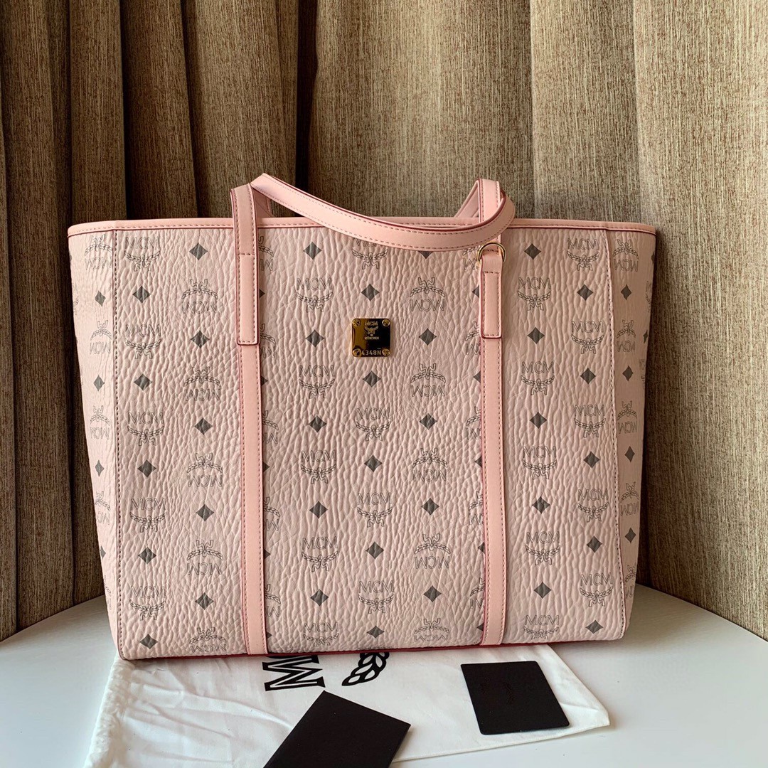 Top quality item 💐 【New Release】Top 🦁️Toni shopping bag made of classic Visetos material, accented with soft Nappa leather trim, featuring a trapezoidal shape that combines aesthetic appeal with practicality. The luxurious cotton canvas interior features a chain-link pattern inspired by street fashion traditions, and the top zipper closure ensures the security of belongings. Dimensions: 36.0 x 32.0 x 16.0 cm. image 1