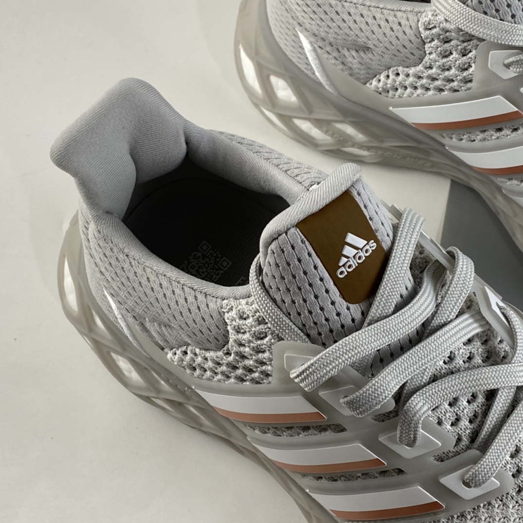 P220  Adidas  Ultra Boost DNA Web”Black/Red”UB 8.0网系列低帮袜套式针织鞋面休闲运动慢跑鞋 GY8081
