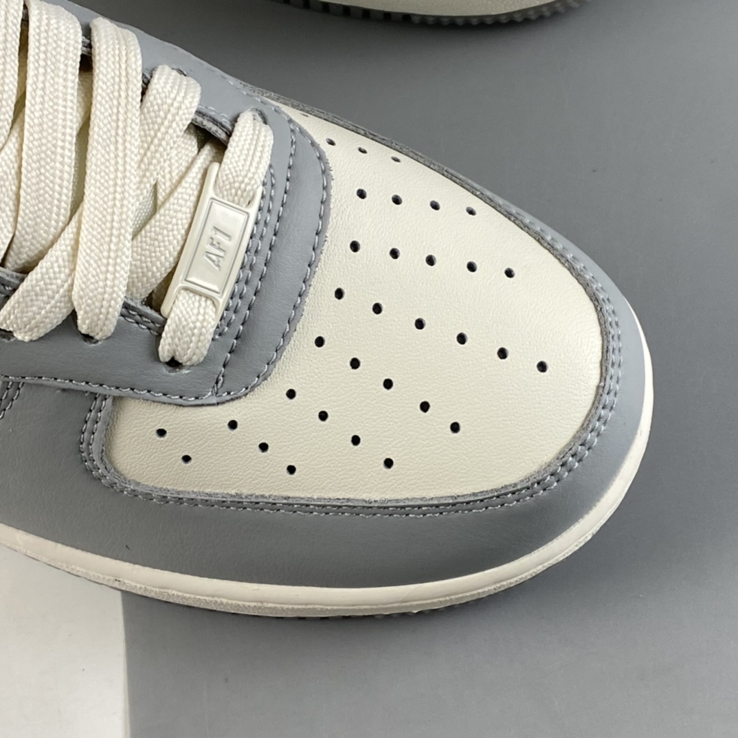 P240  NIKE Air Force 1 Low 空军一号白灰拼色3M反光低帮休闲板鞋 DH2296-668