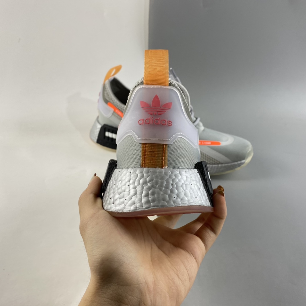 P190  Adidas  NMD_R1 SPECTOO 阿迪三叶草低帮休闲爆米花跑步鞋 FZ3206