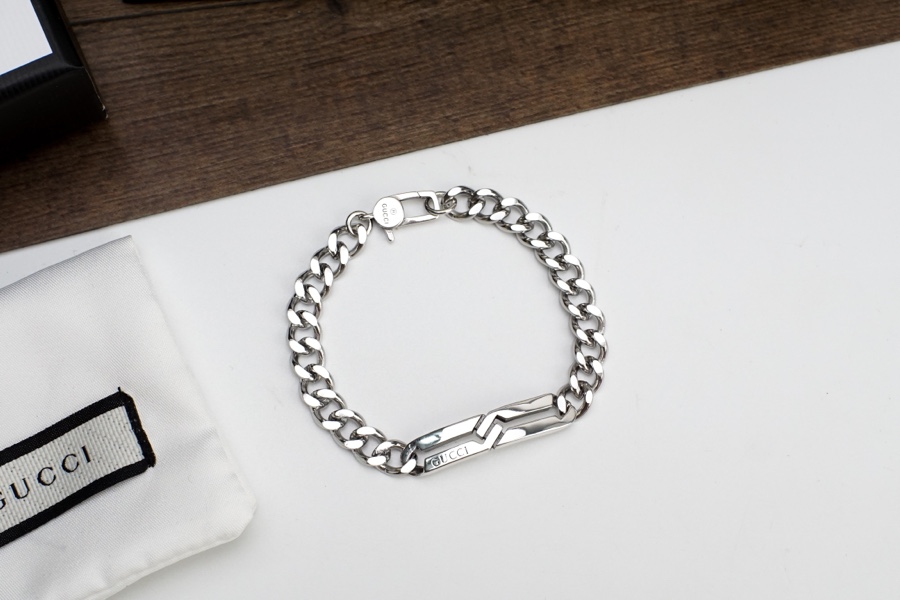 GUCCI古奇Hカップル手链 - 精湛な工芸とユニークデザイン