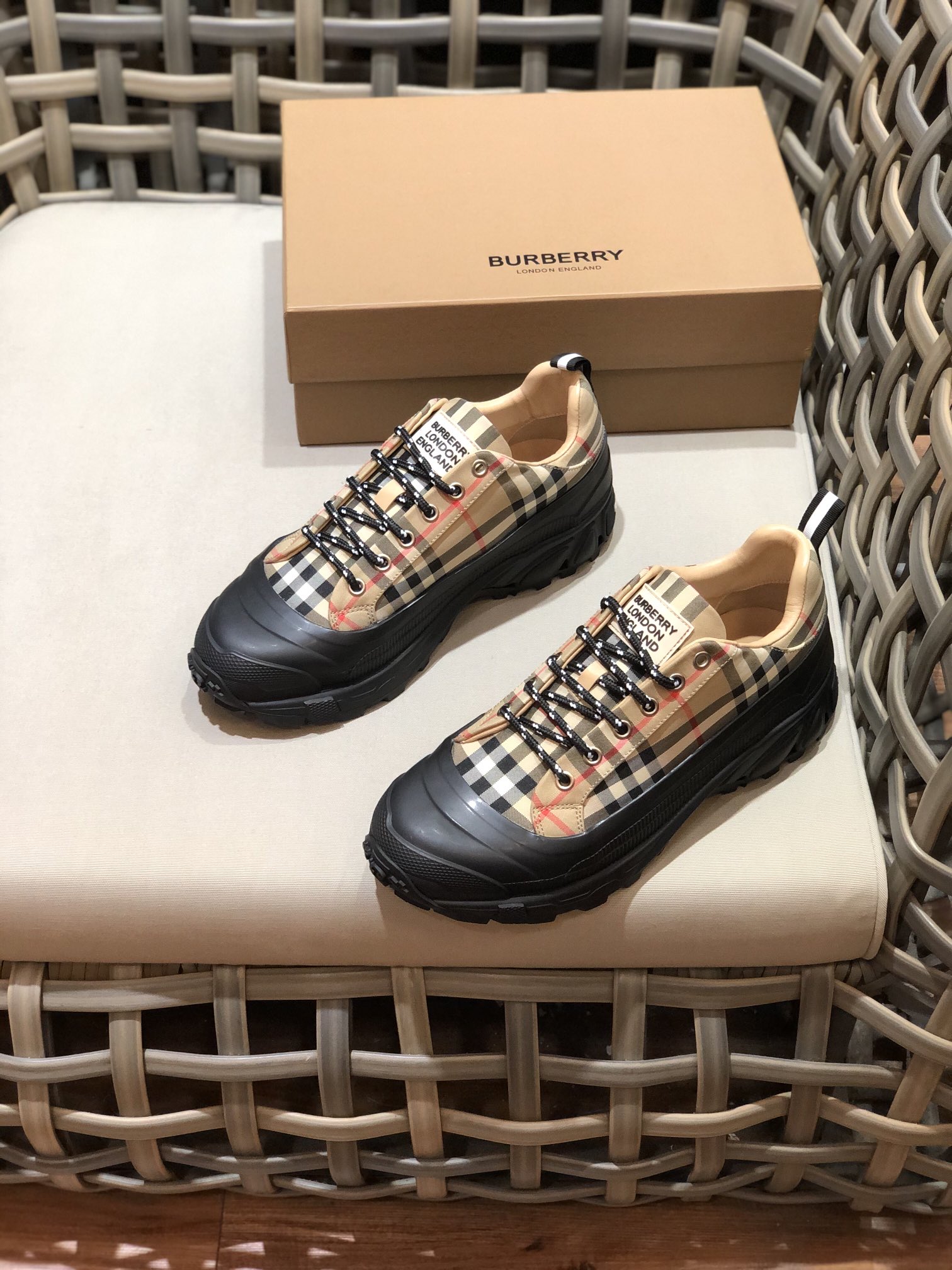 Made of suede, Vintage plaid cotton and nylon panels Designed with thick layere