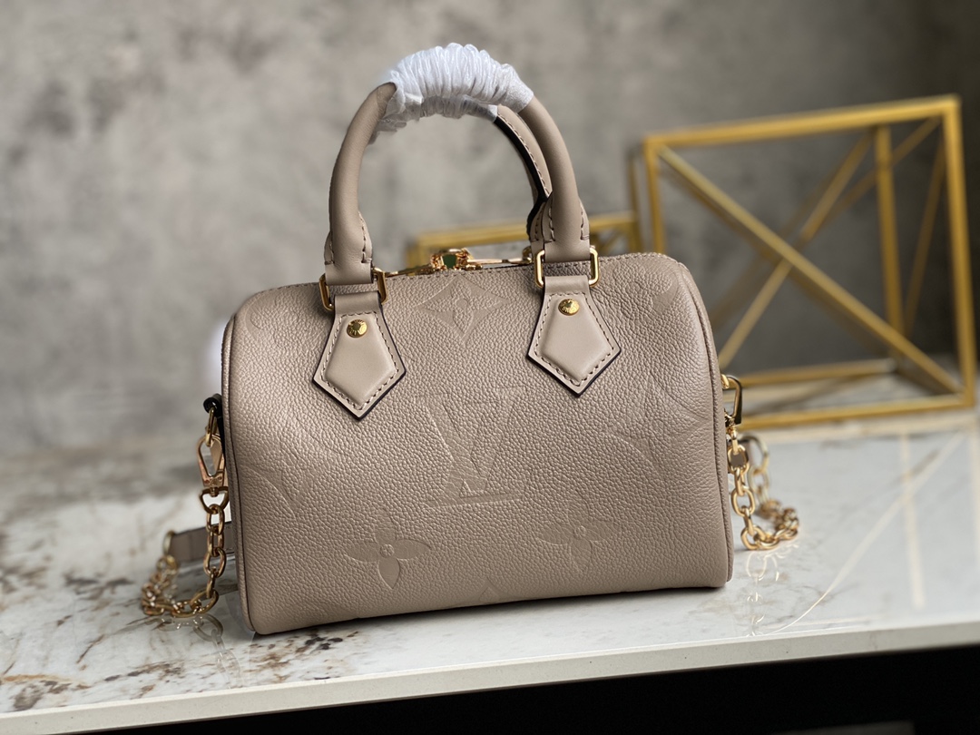 Louis Vuitton Haute Couture Classic Luxury Handbag Shoulder Crossbody 4