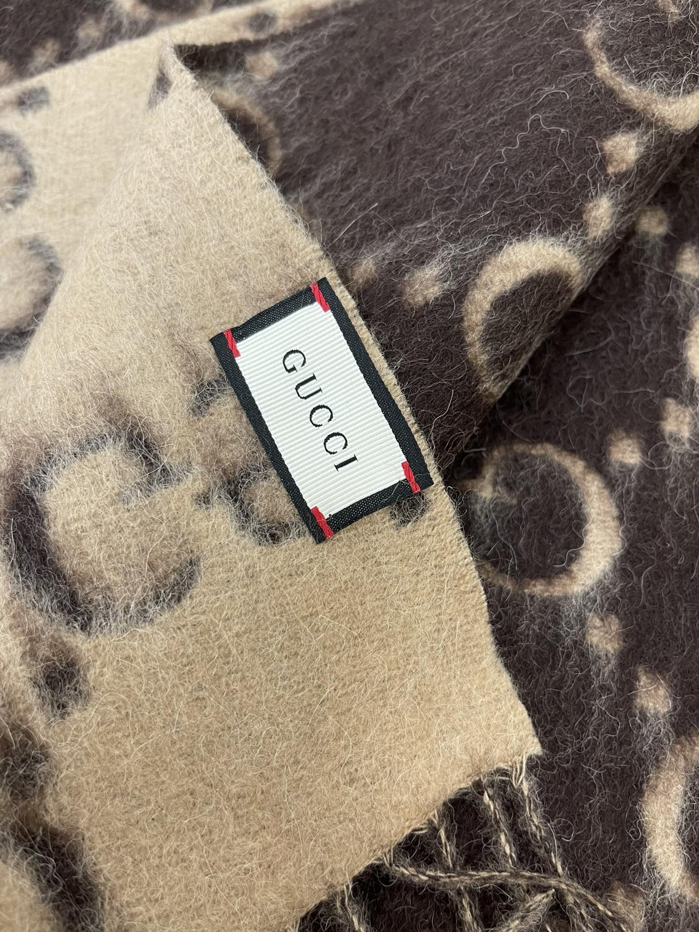 GUCCI古驰GG钻石菱格纹羊驼毛羊毛混纺围巾