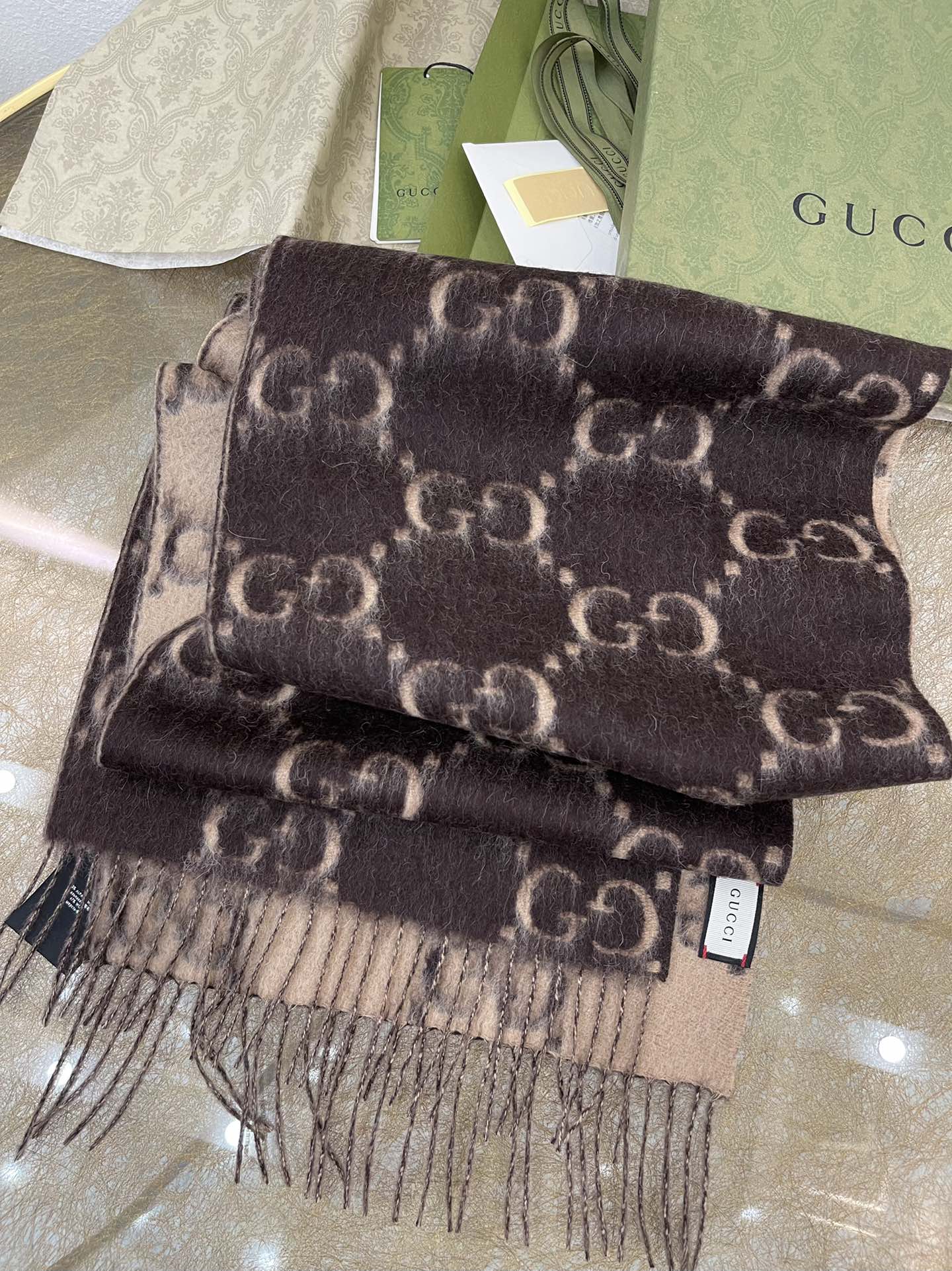 GUCCI古驰GG钻石菱格纹羊驼毛羊毛混纺围巾