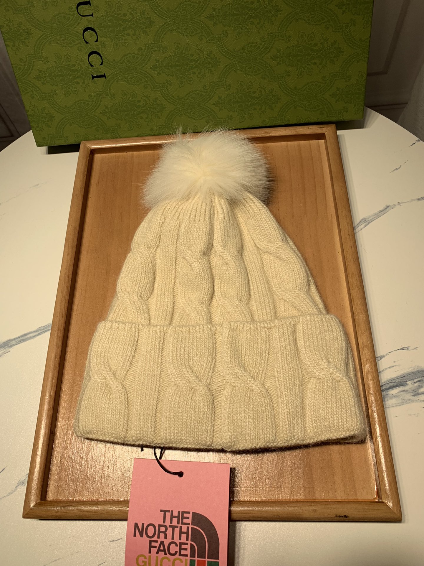 🌹。G家。 【羊毛单帽-带狐狸毛球】客供小羊毛！珍贵典藏的灵魂帽子！客供色纱.每个颜色都非常好看！经典！