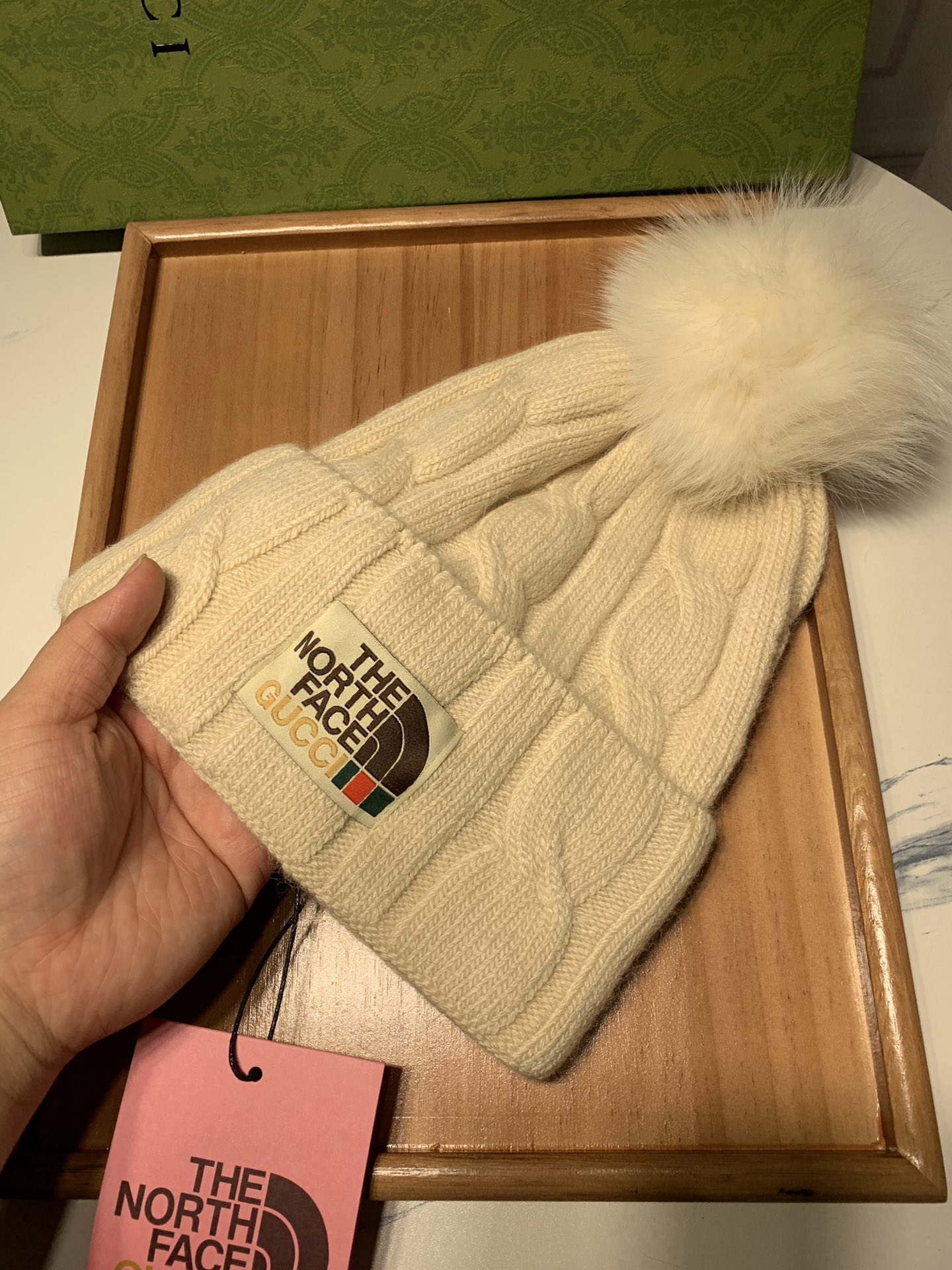 🌹。G家。 【羊毛单帽-带狐狸毛球】客供小羊毛！珍贵典藏的灵魂帽子！客供色纱.每个颜色都非常好看！经典！