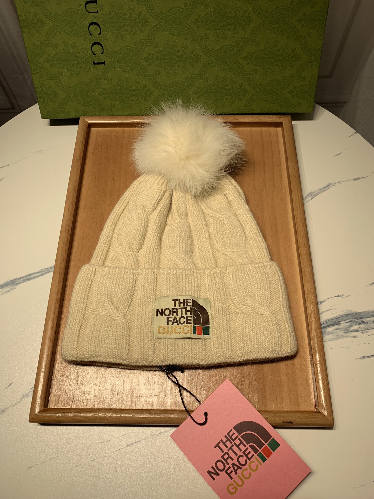 🌹。G家。 【羊毛单帽-带狐狸毛球】客供小羊毛！珍贵典藏的灵魂帽子！客供色纱.每个颜色都非常好看！经典！