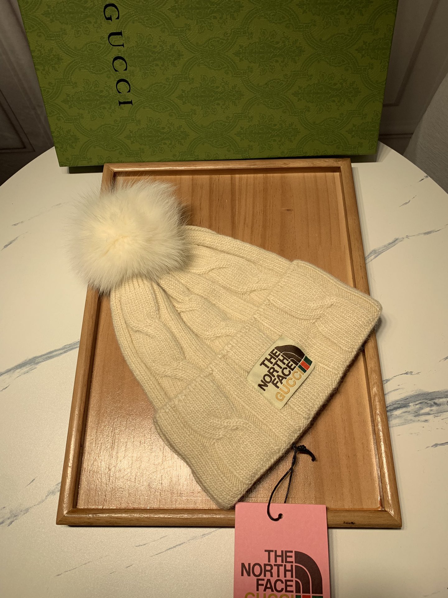 🌹。G家。 【羊毛单帽-带狐狸毛球】客供小羊毛！珍贵典藏的灵魂帽子！客供色纱.每个颜色都非常好看！经典！