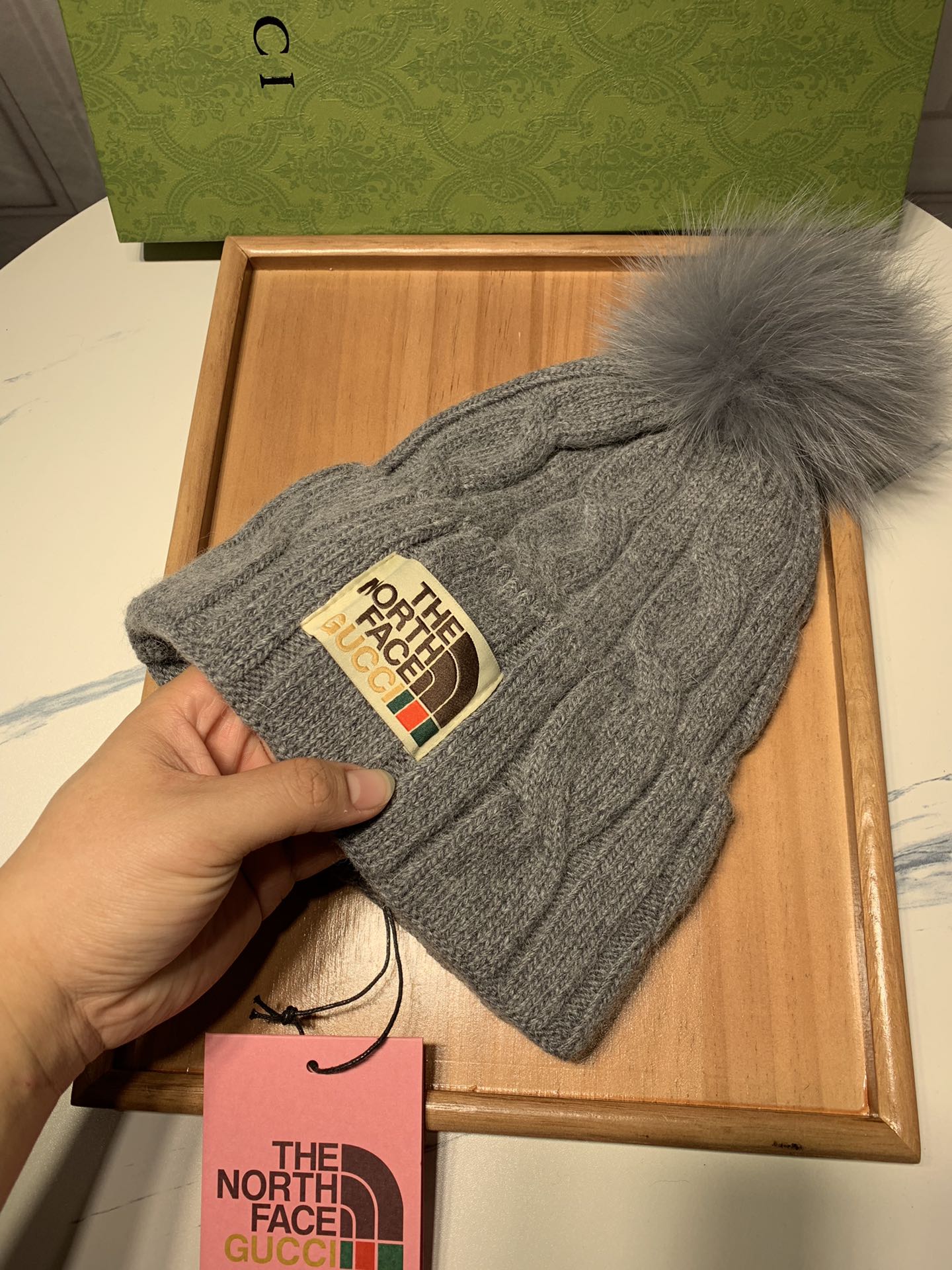 🌹。G家。 【羊毛单帽-带狐狸毛球】客供小羊毛！珍贵典藏的灵魂帽子！客供色纱.每个颜色都非常好看！经典！