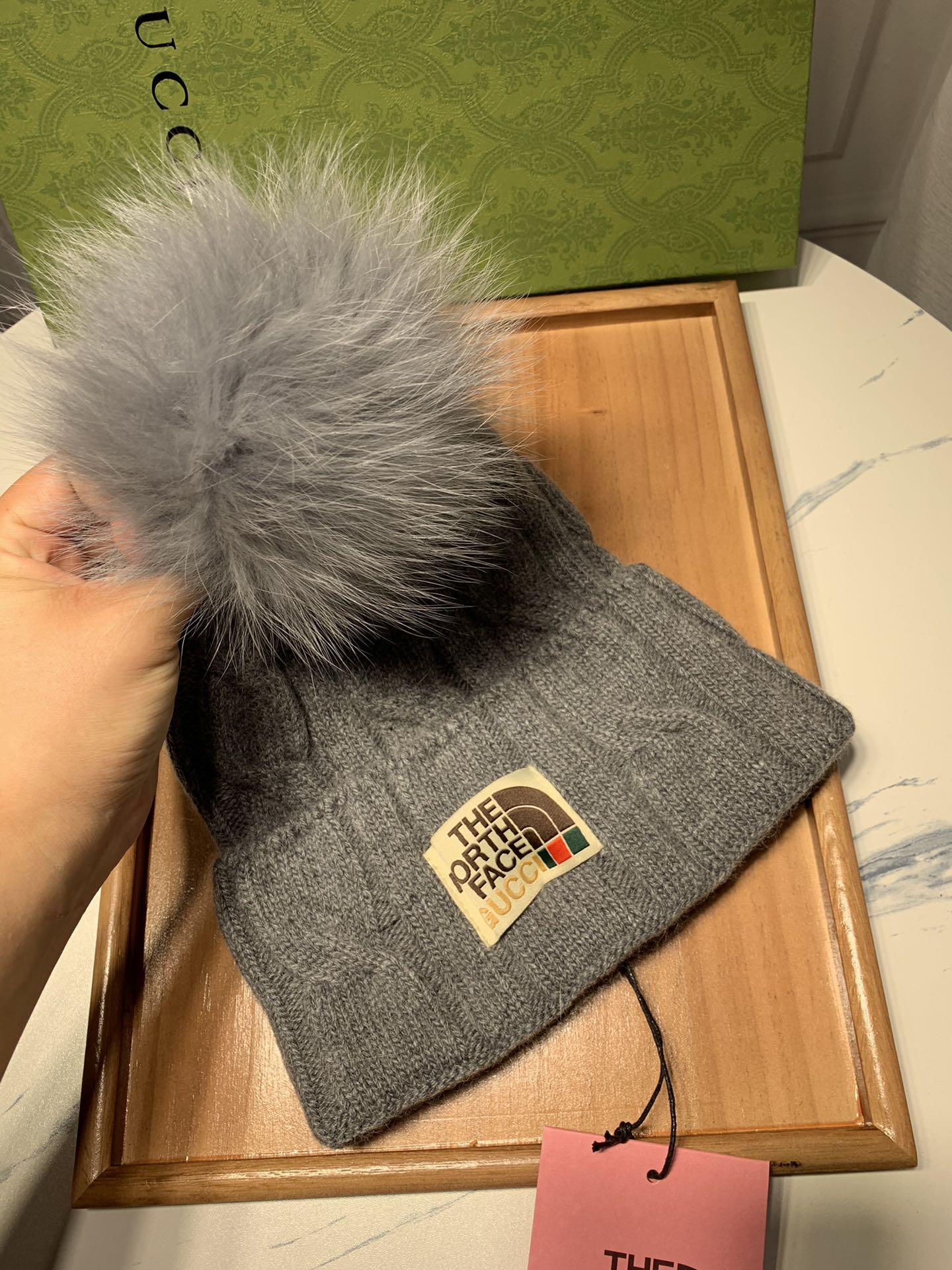 🌹。G家。 【羊毛单帽-带狐狸毛球】客供小羊毛！珍贵典藏的灵魂帽子！客供色纱.每个颜色都非常好看！经典！