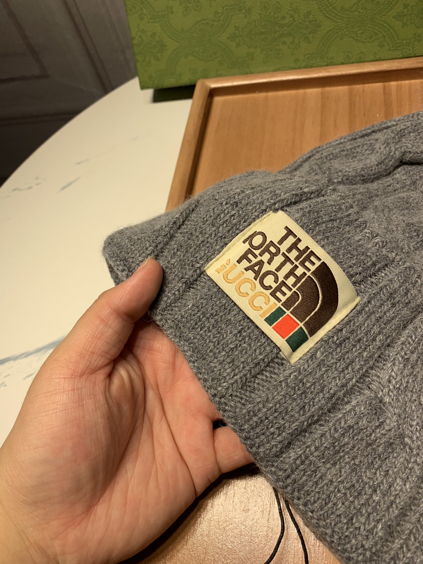 🌹。G家。 【羊毛单帽-带狐狸毛球】客供小羊毛！珍贵典藏的灵魂帽子！客供色纱.每个颜色都非常好看！经典！