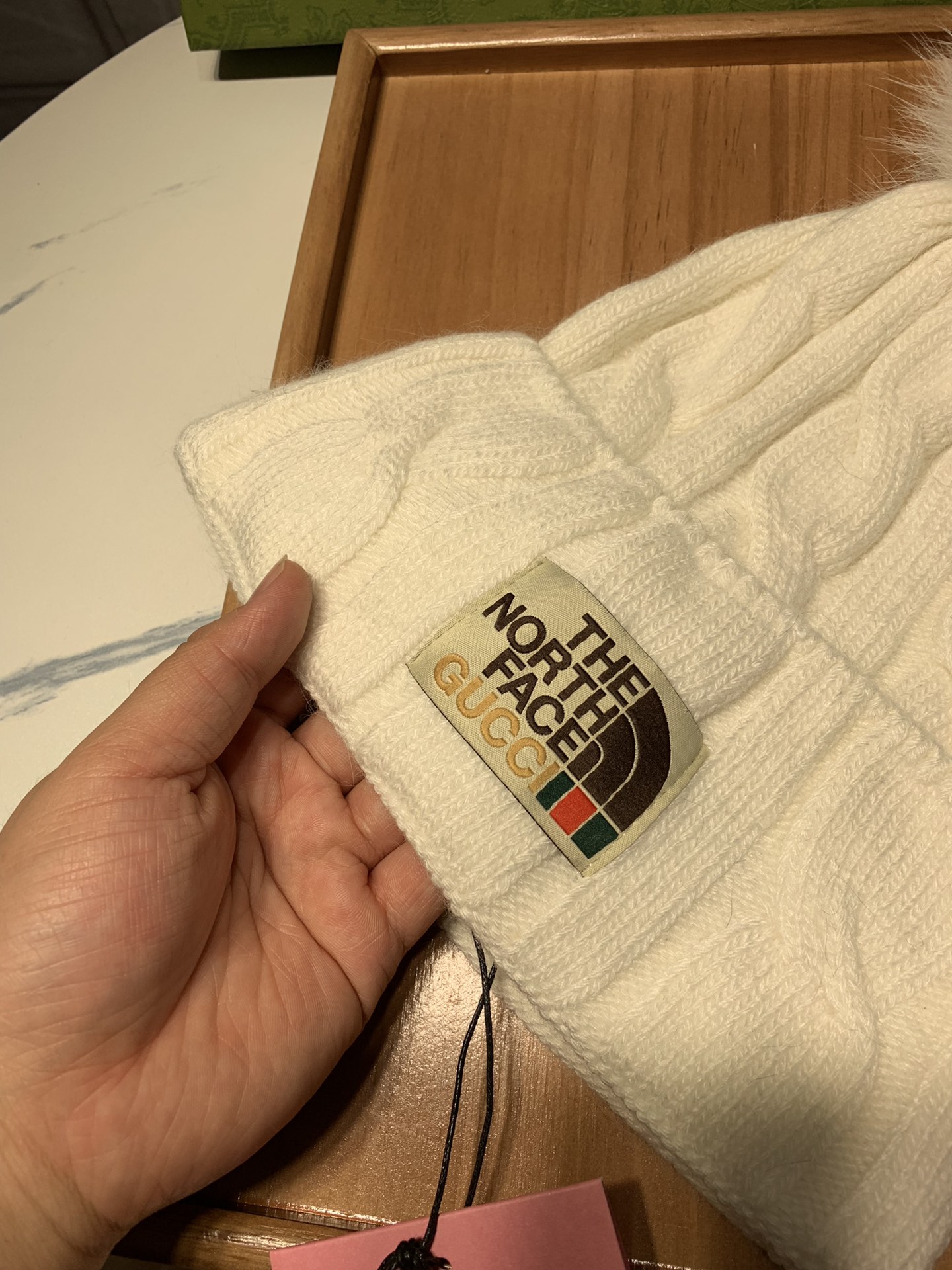 🌹。G家。 【羊毛单帽-带狐狸毛球】客供小羊毛！珍贵典藏的灵魂帽子！客供色纱.每个颜色都非常好看！经典！