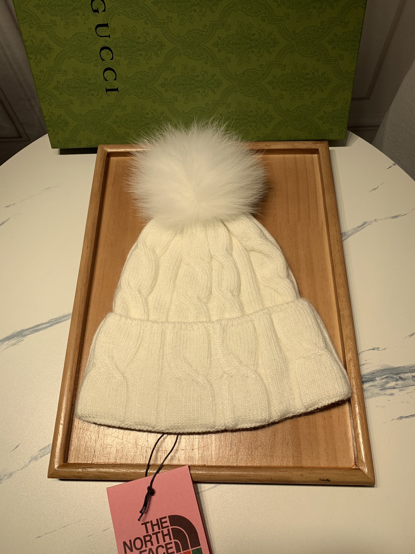 🌹。G家。 【羊毛单帽-带狐狸毛球】客供小羊毛！珍贵典藏的灵魂帽子！客供色纱.每个颜色都非常好看！经典！