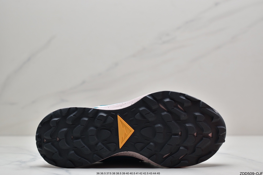 230 耐克NIKE ACG Mountain Fly 户外机能拒水运动休闲鞋 DA5424