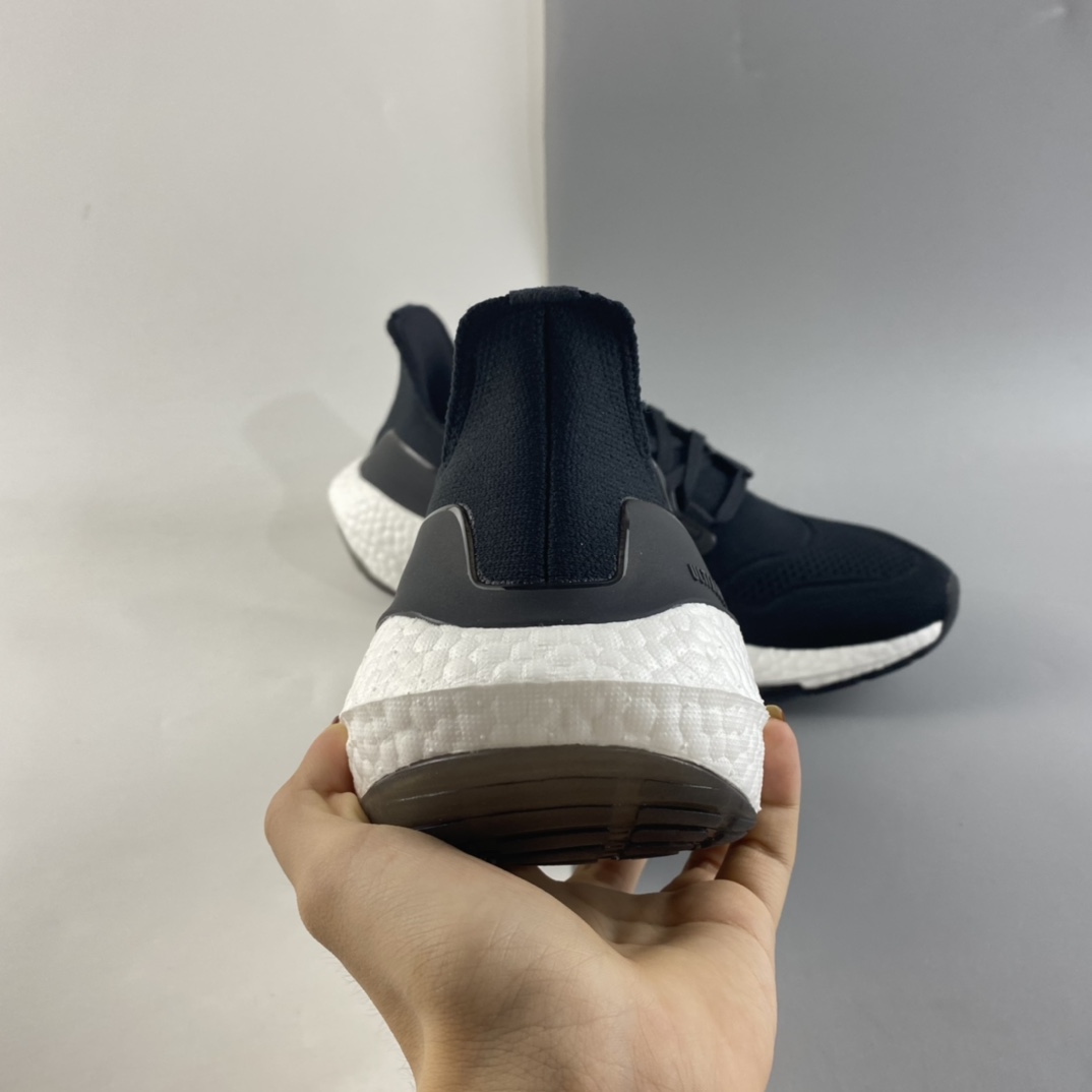 P240  Adidas  Ultra Boost 22 Consortium 阿迪达斯新款8.0厚底爆米花跑鞋 GX3062