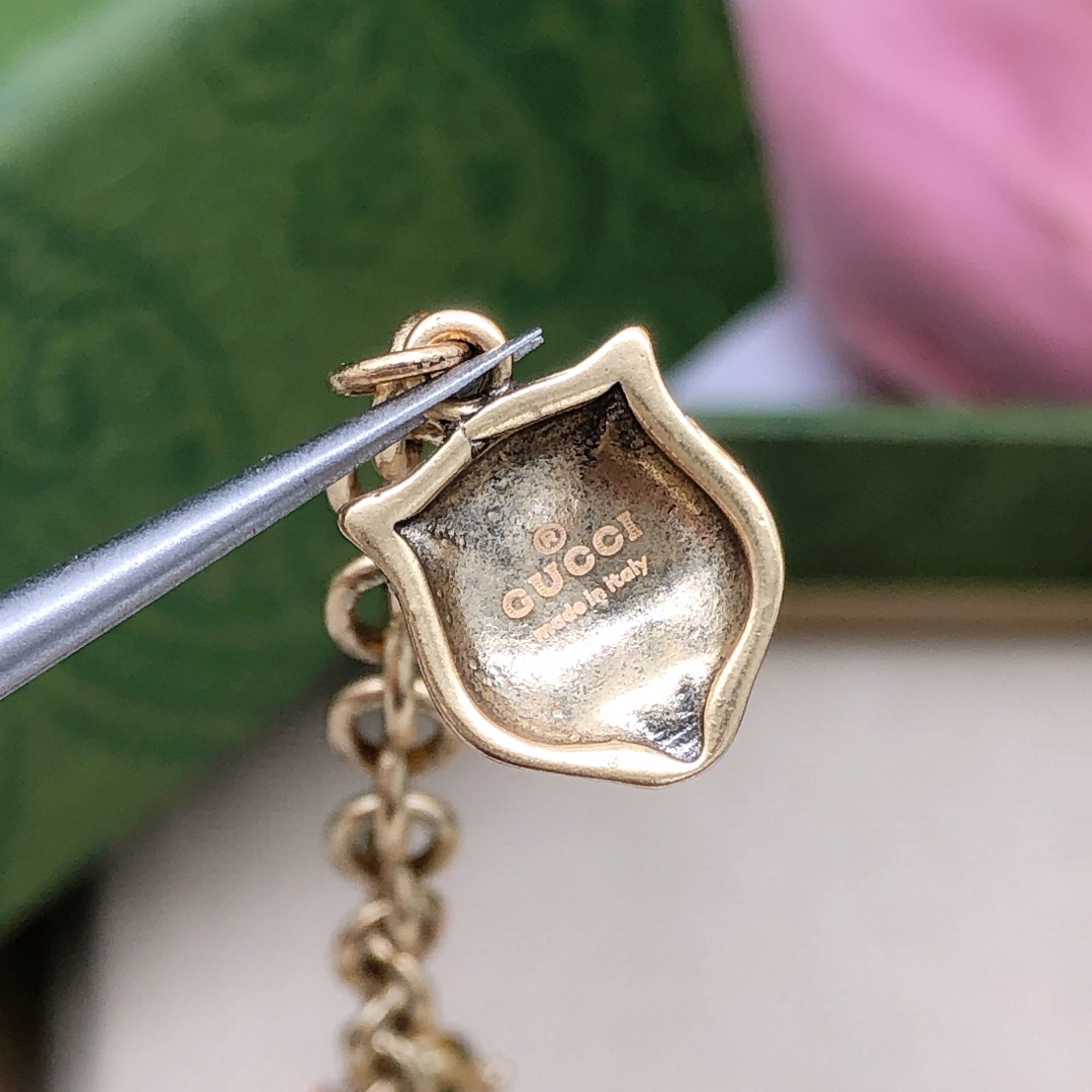 Gucci 古驰新款 花形项链