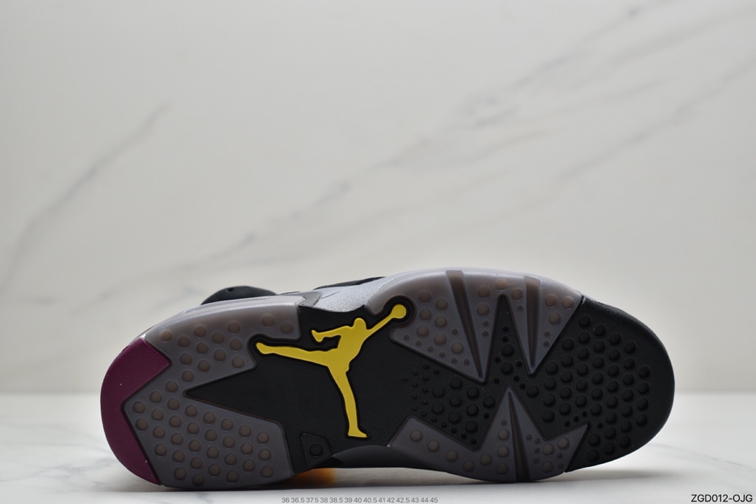 290 Nike Air Jordan 6 Retro 手稿  甲壳式鞋身的设计384664-104