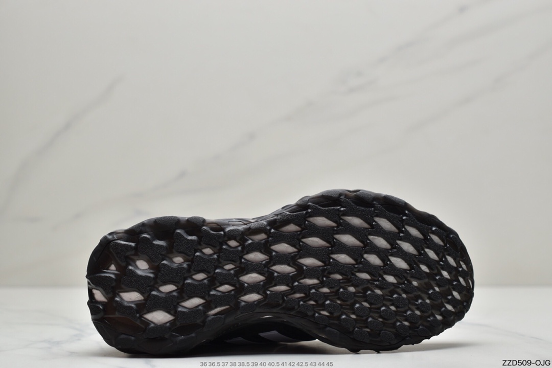 250 阿迪达斯ULTRABOOST WER DNA针织透气鞋面 真爆大底复古跑鞋GY4178