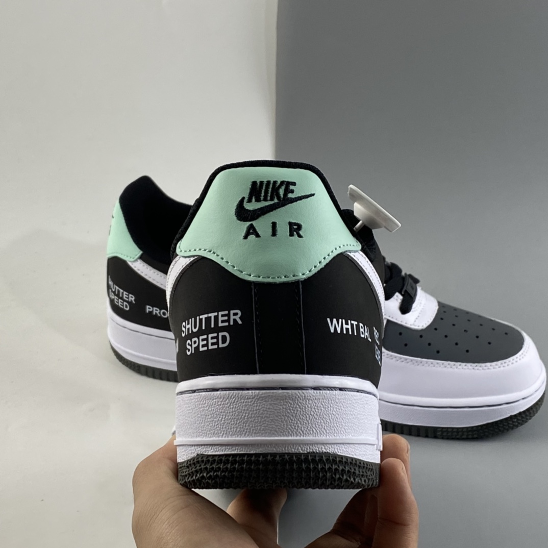 P240  NIKE Air Force 1 Low“Camcorder”摄影机 黑白灰 空军一号低帮运动休闲板鞋 GD5060-755