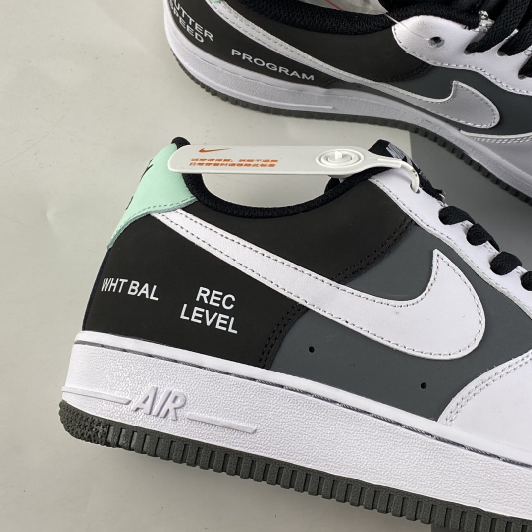P240  NIKE Air Force 1 Low“Camcorder”摄影机 黑白灰 空军一号低帮运动休闲板鞋 GD5060-755