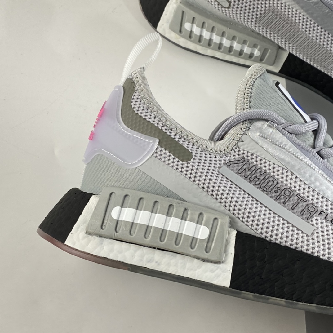 P190  Adidas  NMD_R1 SPECTOO 阿迪三叶草低帮休闲爆米花跑步鞋 FY9044