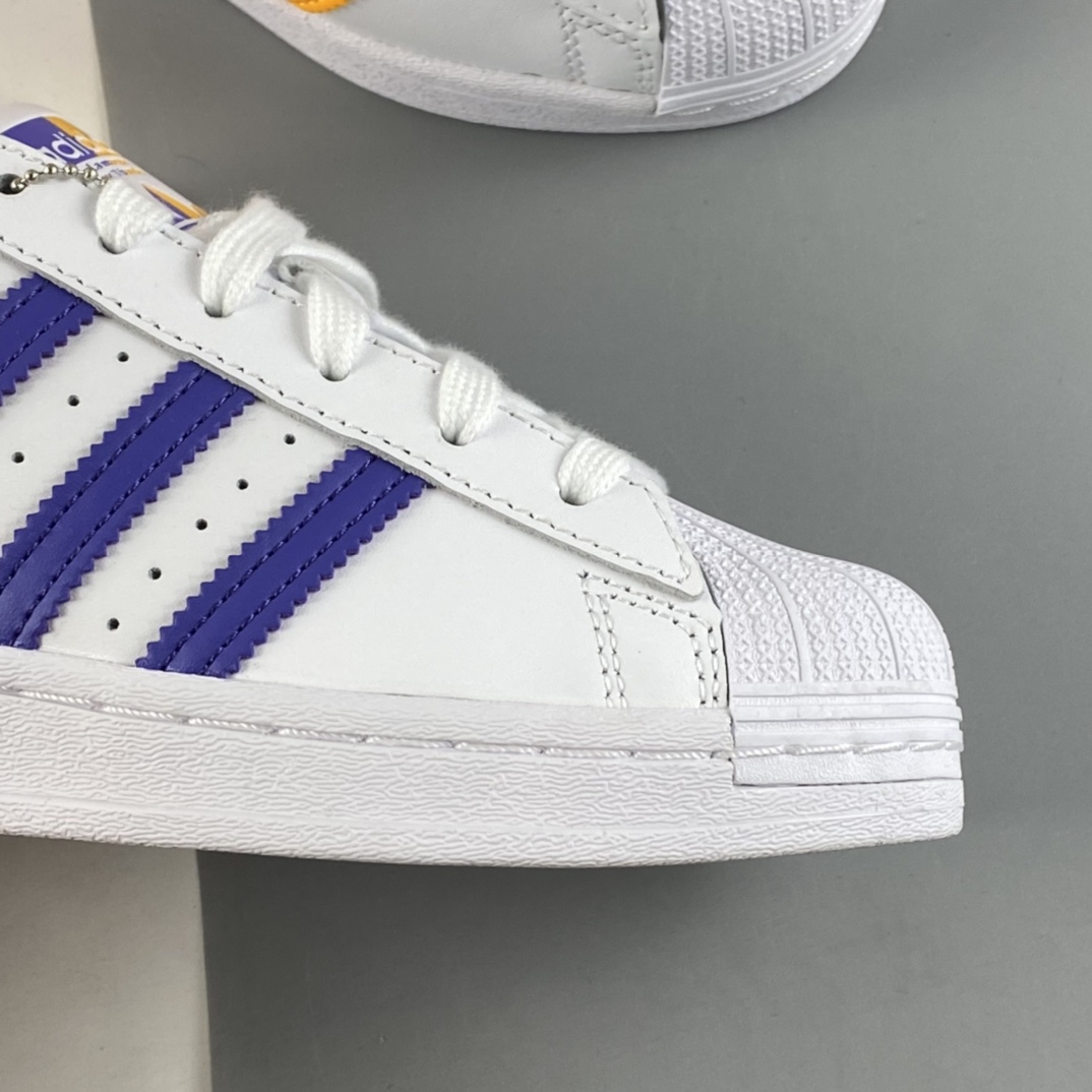 P180  Adidas  Originals Superstar 贝壳头鸳鸯荧光黄蓝标休闲板鞋 FX5529