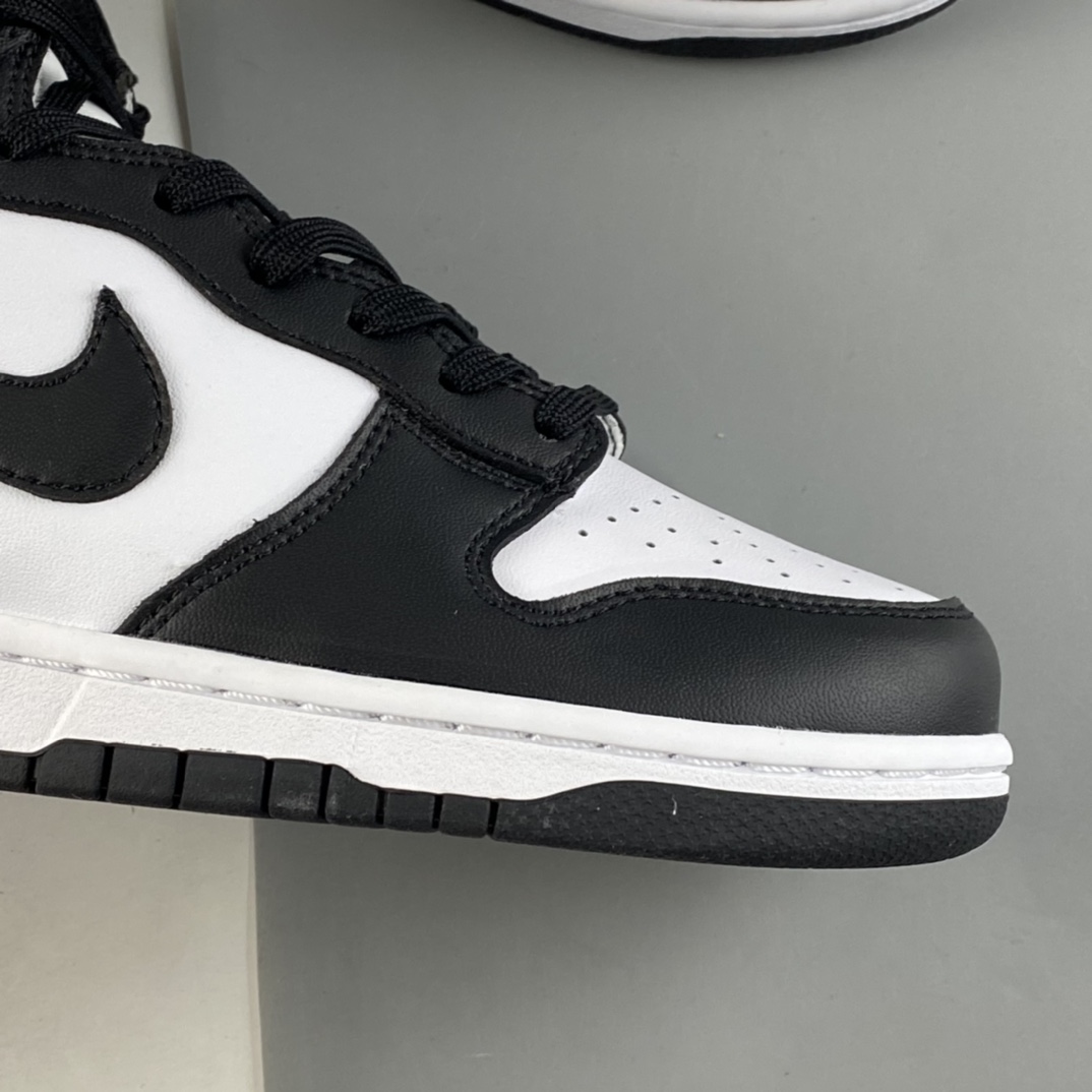 240  NIKE SB Dunk High Pro 扣篮系列高帮休闲运动滑板板鞋 黑白熊猫 DD1869-103