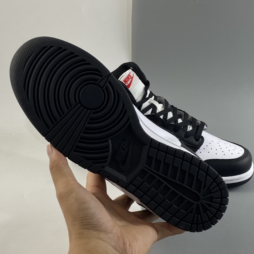 240  NIKE SB Dunk High Pro 扣篮系列高帮休闲运动滑板板鞋 黑白熊猫 DD1869-103