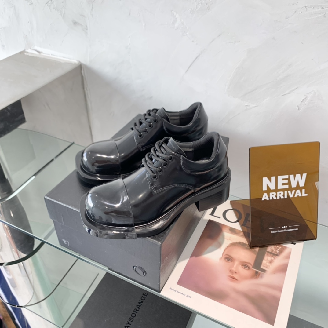 “High-End Dymonlatery Paints and Leather Shoes with Original Layout Development” - 图片 4