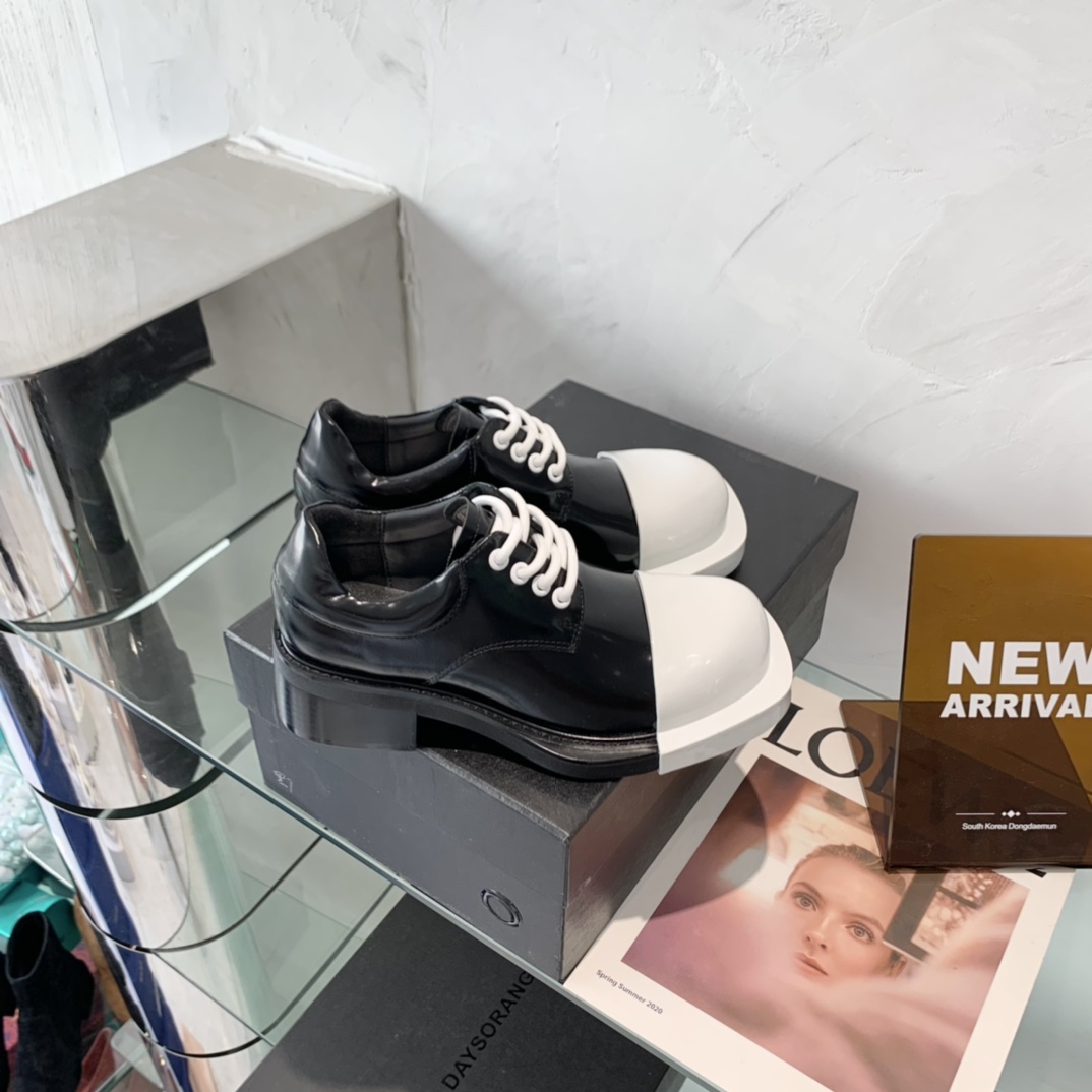 “High-End Dymonlatery Paints & Leather Shoes with Original Layout Development” - 图片 4