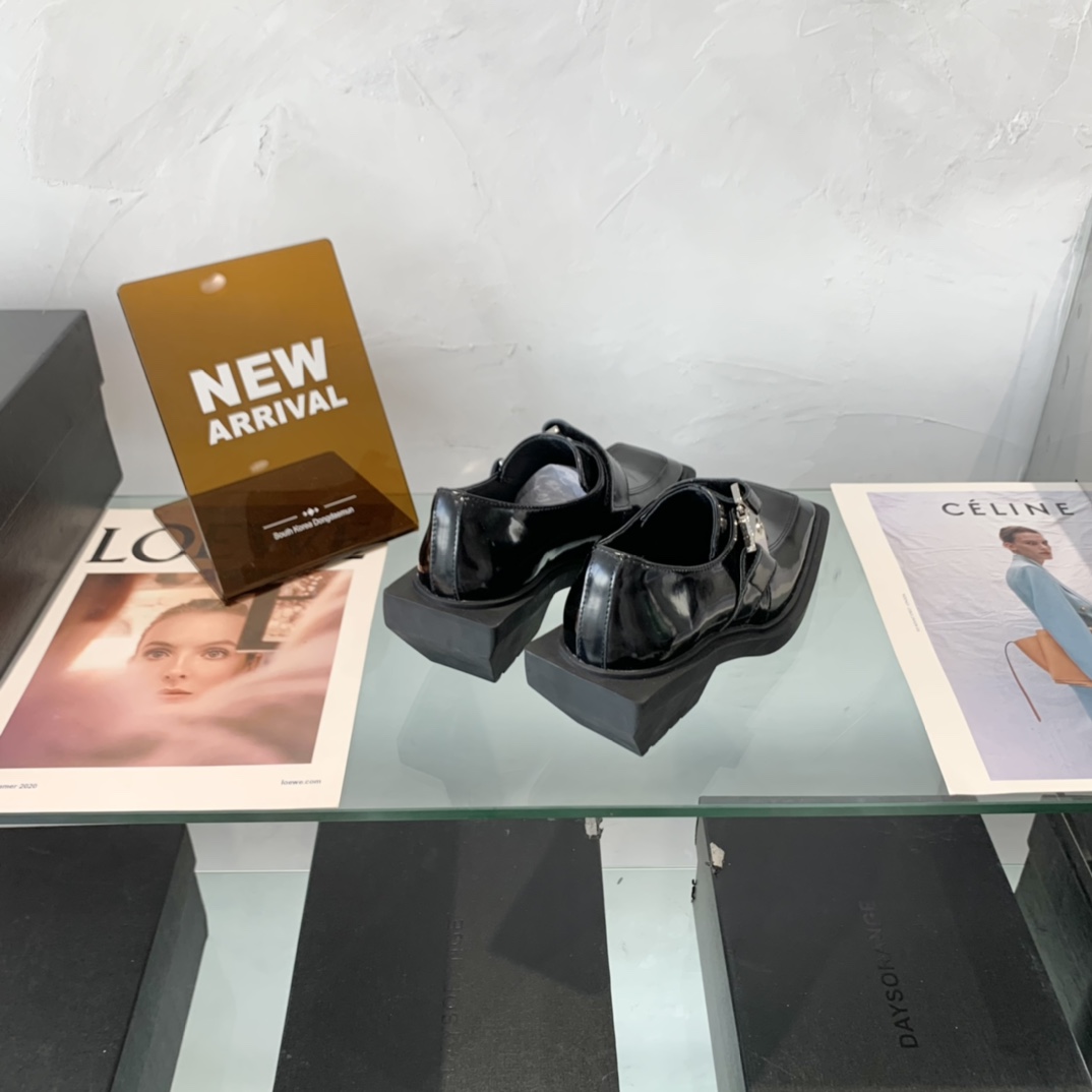 “High-End Dymonlatery Paints and Leather Shoes with Original Layout Development” - 图片 7