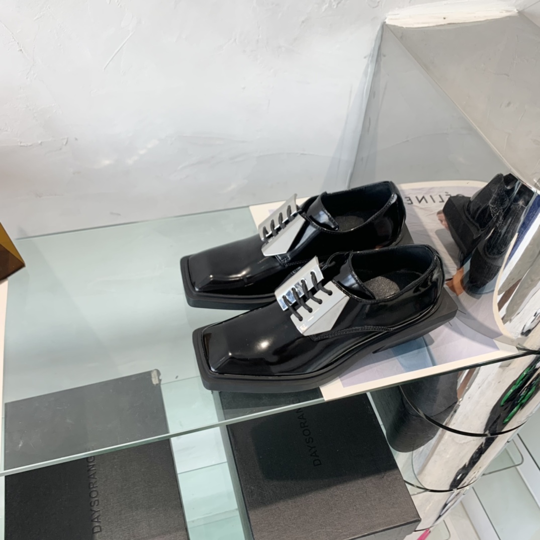 “High-End Dymonlatery Paints and Leather Shoes with Original Layout Development” - 图片 5