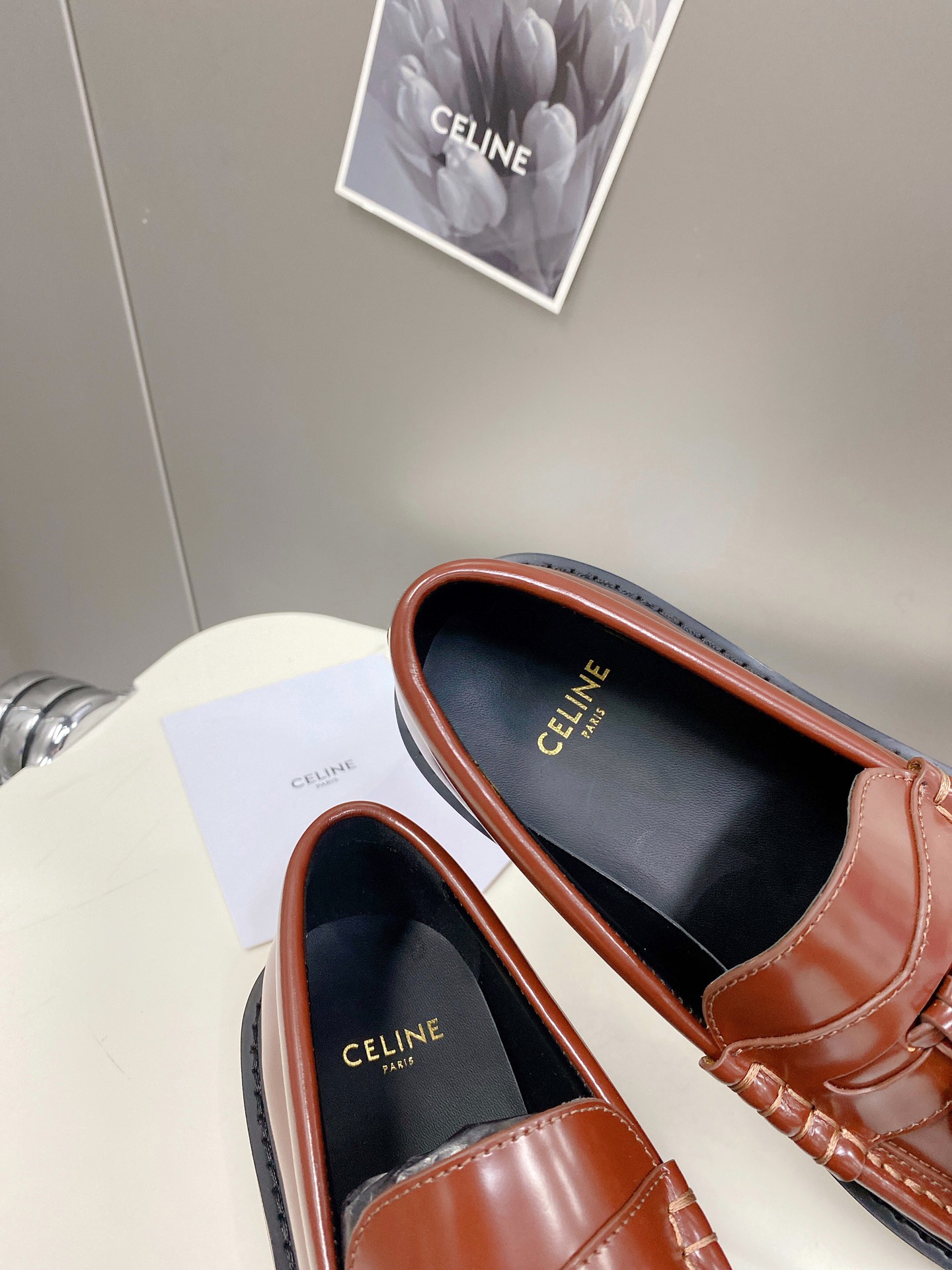 CELINE2023春夏乐福鞋专柜正