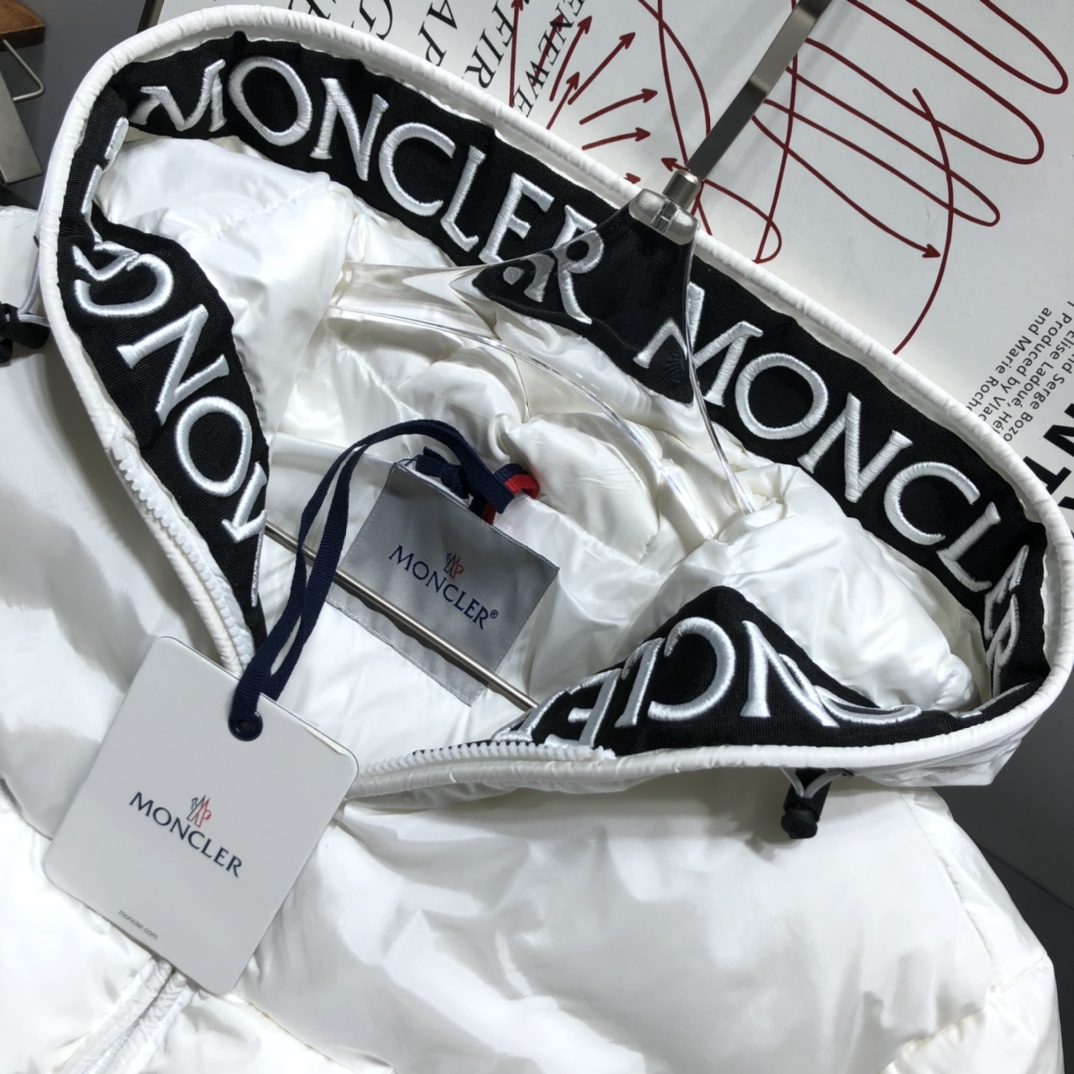 MONCLER002蒙口2024ss冬季新款连帽羽绒外套高端品质外贸定单专柜版本做工精细无可挑剔拉链内衬