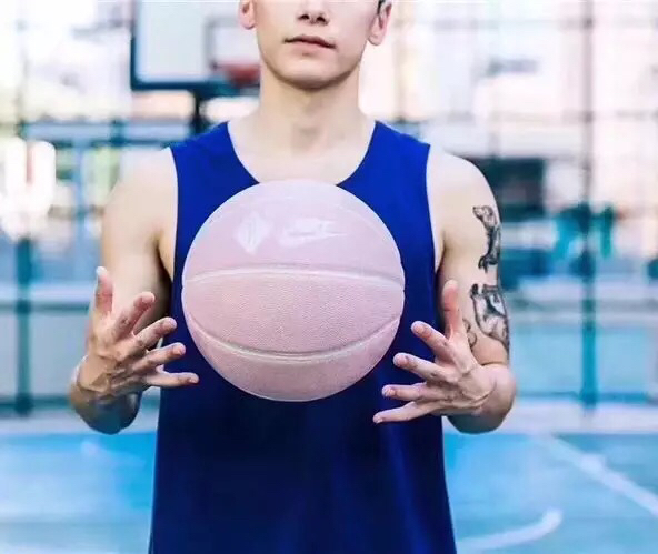 💰100 送男朋友礼物顶级代购版礼盒装耐克/NIKE 【爆款】Nike Lab Versa Tack X Pigalle 联名限量粉色篮球 篮球 粉色 BB9128-638