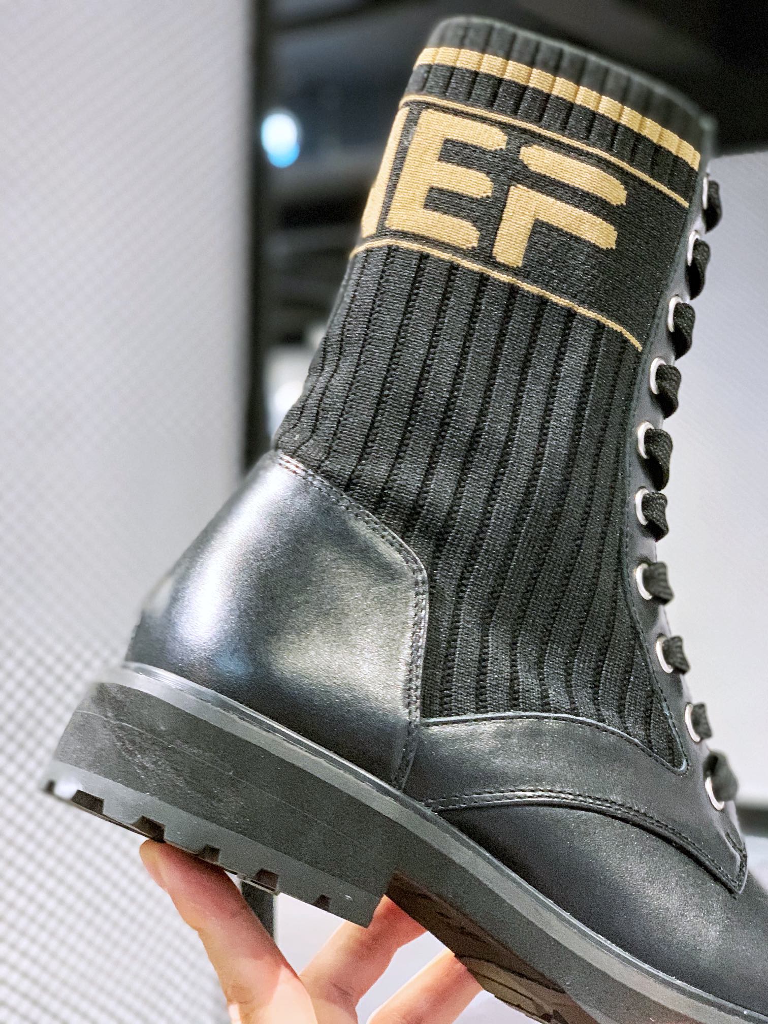 Pure original purchase designated version of Fendi knitted elastic Martin boots