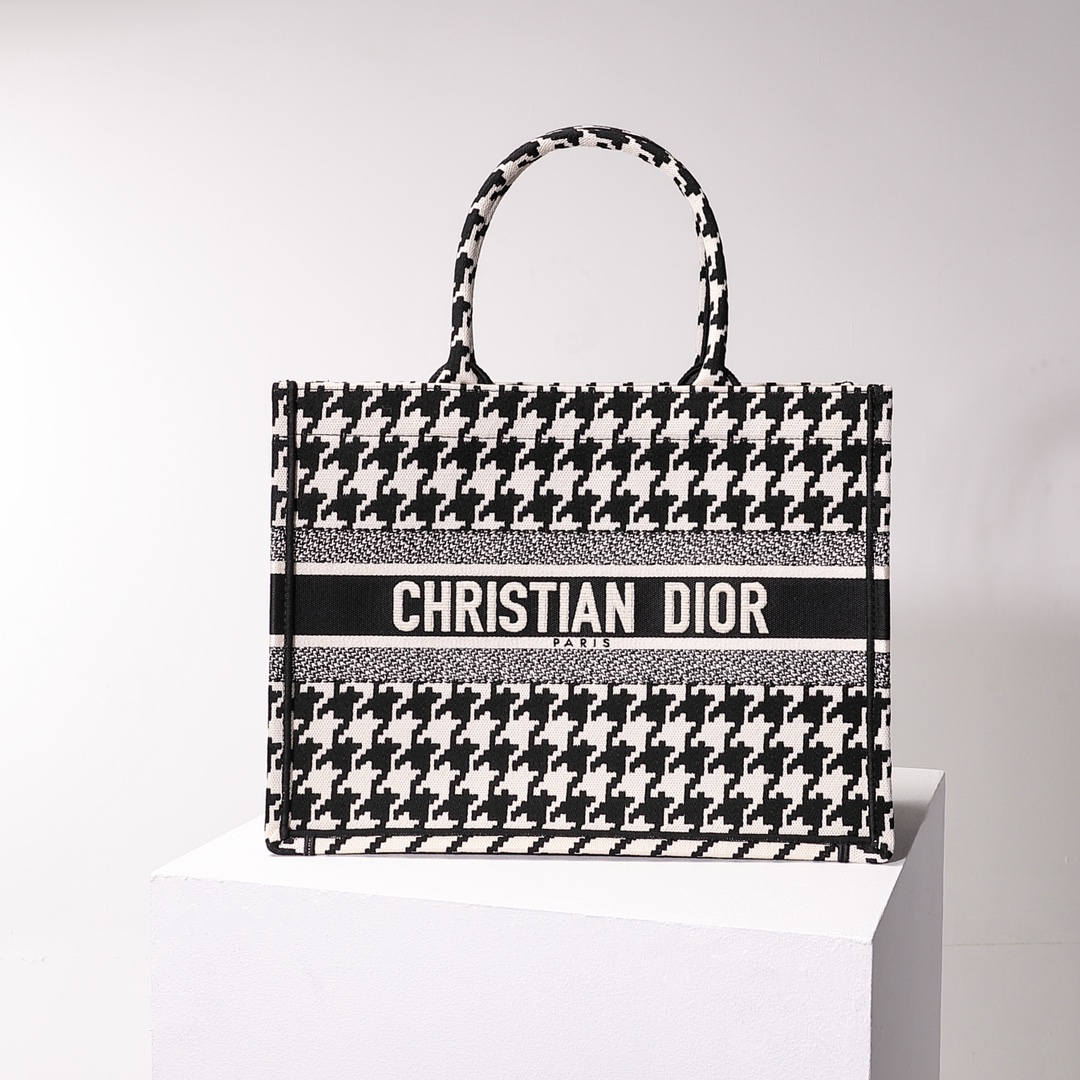 Replica Best
 Dior Book Tote Tote Bags Black White Embroidery