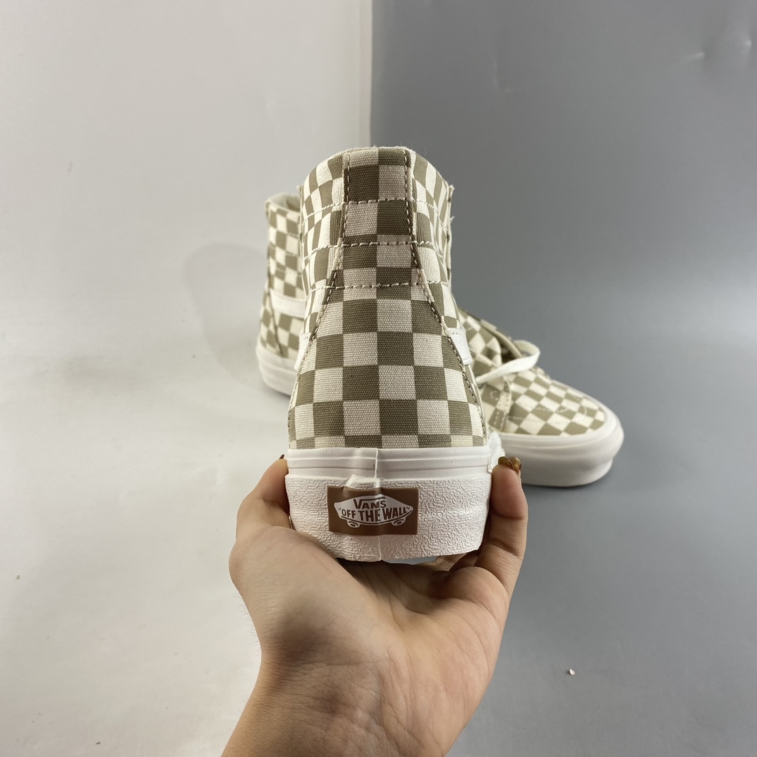 P150  Vans  SKate SK8-Hi 奶茶色格子高帮职业滑板鞋 VN0A4U169F01