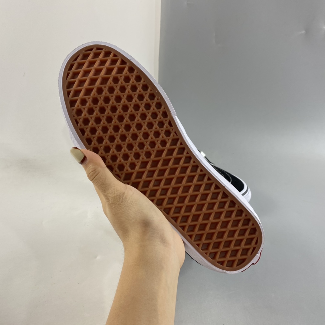 P160  Vans SK8-Hi 海军蓝经典系列 加绒款 VN000D5INVY