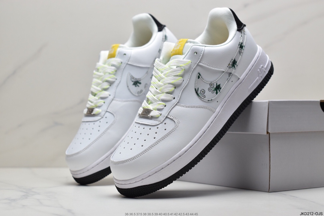 160 耐克Nike Air Force 1 采用白色皮革鞋面CW5859-100