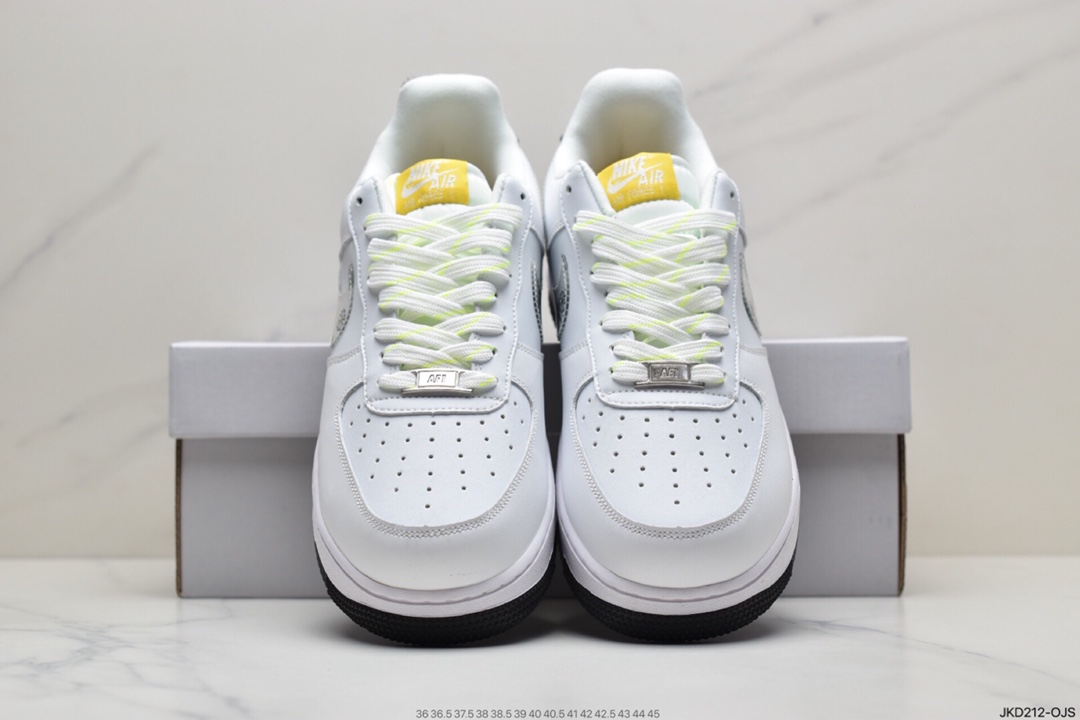 160 耐克Nike Air Force 1 采用白色皮革鞋面CW5859-100