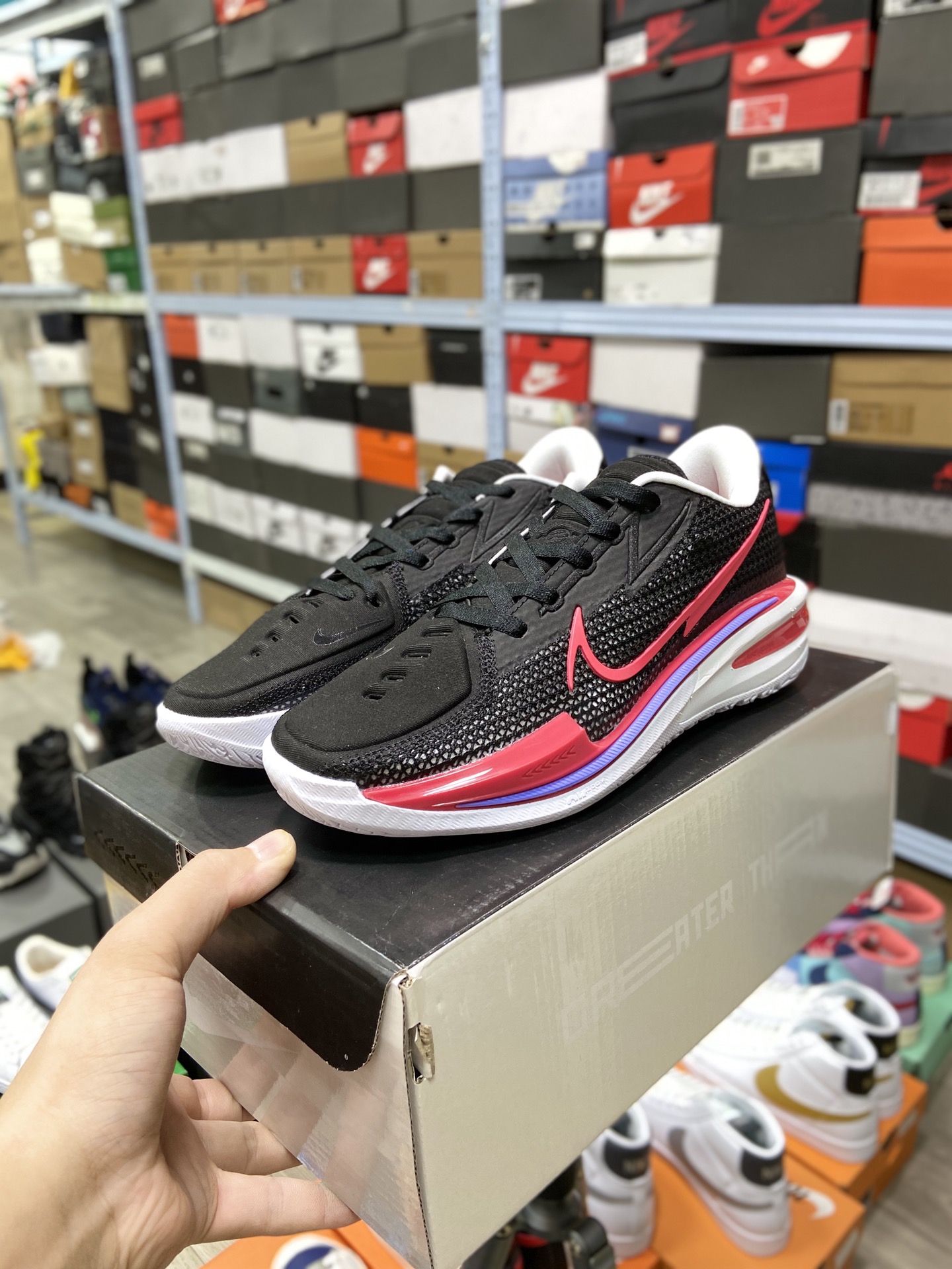 240 耐克Nike Air Zoom G.T.Cut男女篮球鞋 G.T. Cut专为力求在场上大展身手CZ0176-003-莆田鞋,莆田鞋货源,高仿鞋,高仿鞋货源,安福档口,莆田高仿鞋,莆田鞋批发,高仿鞋批发,莆田高仿运动鞋,高仿运动鞋,莆田运动鞋 240 耐克Nike Air Zoom G.T.Cut男女篮球鞋 G.T. Cut专为力求在场上大展身手CZ0176-003